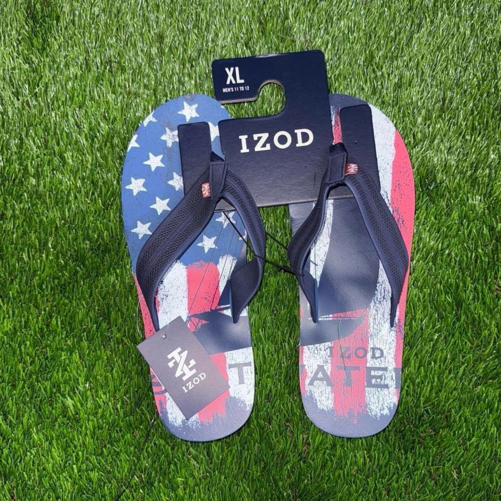 Izod Forth of July American Flag Red White Blue Flip Flops